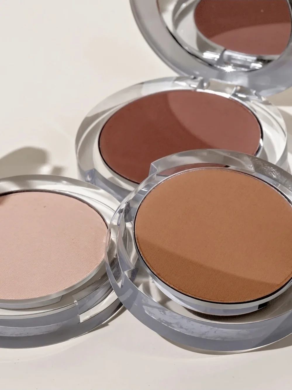 NEW~ PÜR Beauty 4-in-1 Pressed Mineral Makeup SPF 15 ~ Golden Medium